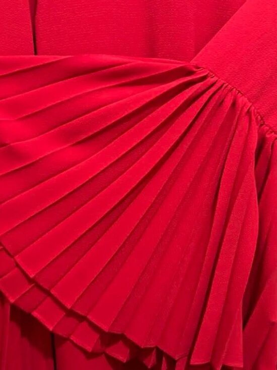 Vince Camuto Tops - Vince Camuto Red Pleated Sleeve Tunic Blouse 3/4 Sleeve Plus 1X Women